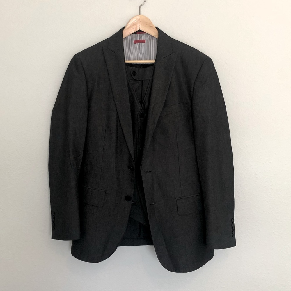 John Varvatos 3 Piece Suit - dark grey 38R (30x30)